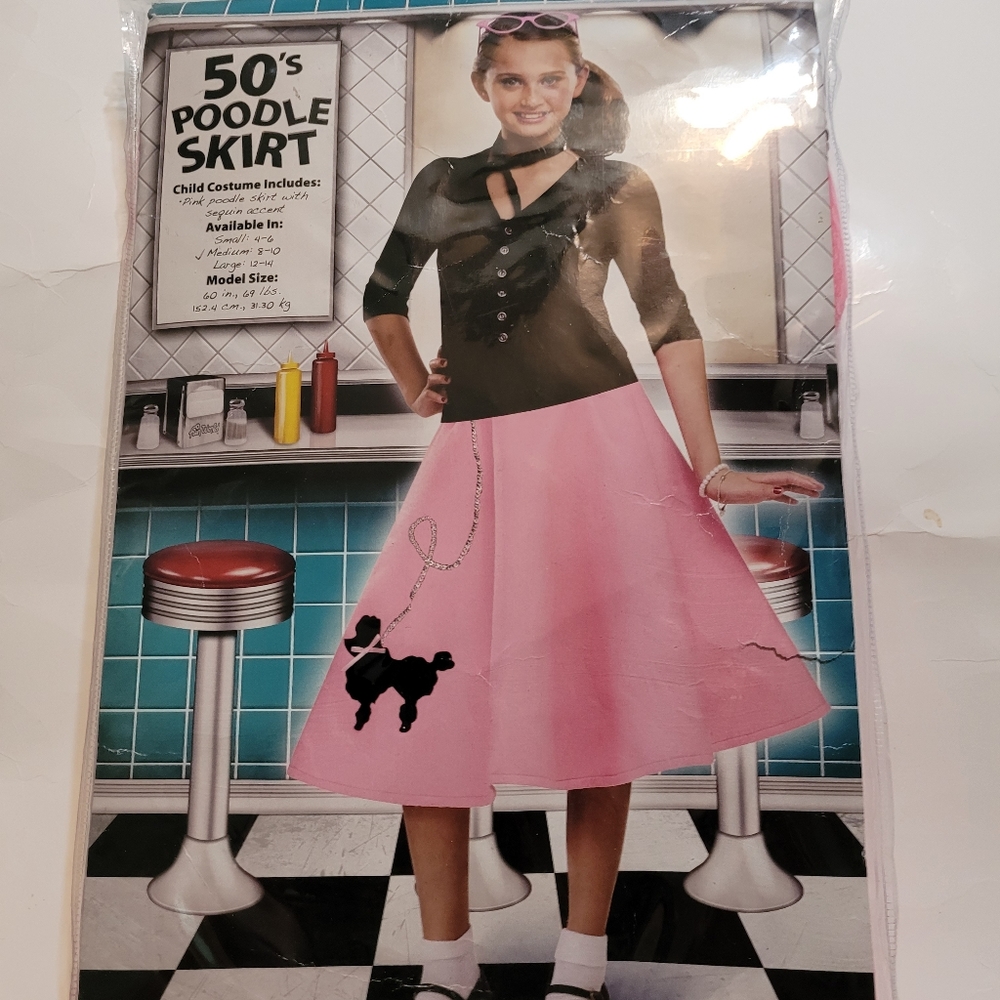 Girls poodle skirt, size 8/10